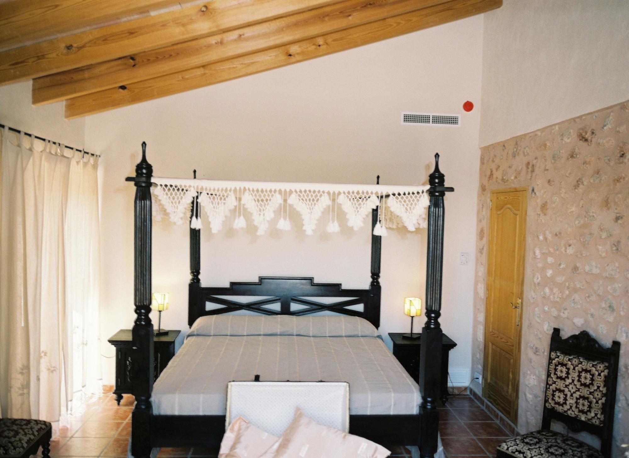 Agroturismo Es Quatre Cantons Binissalem Exterior photo